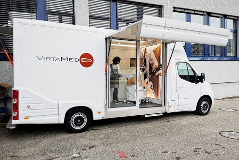 Medizinisches Training - Der mobile OP., Image 2