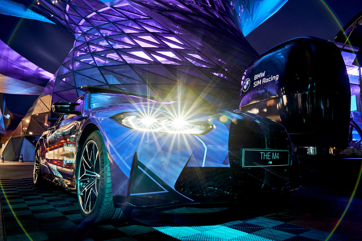 BMW SIM RACE - visite virtuelle vs réalité